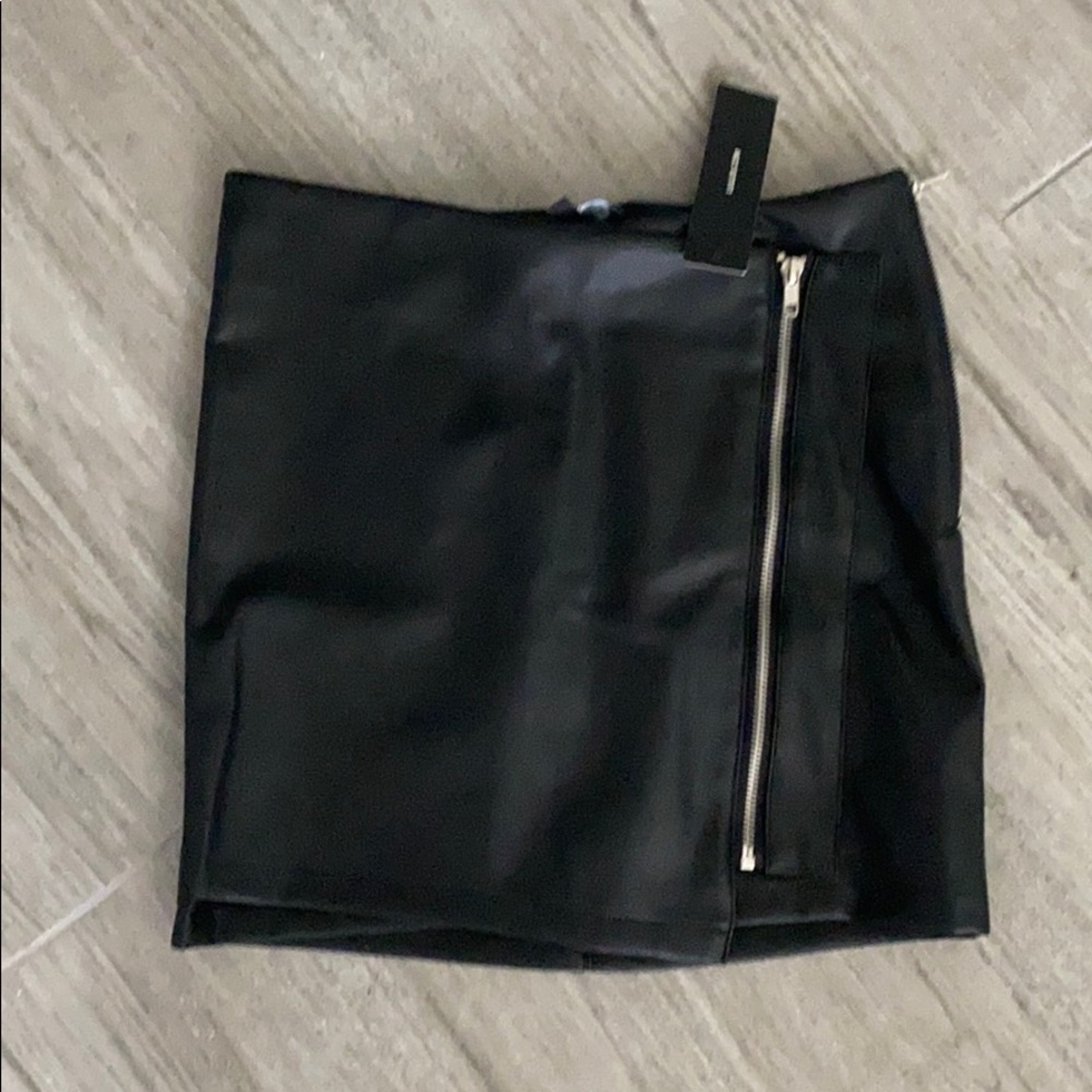 Leather skirt